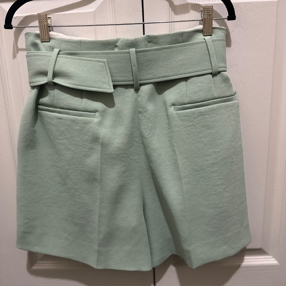 Sandro blazer/shorts set in mint green, size 42 - Picture 9 of 10
